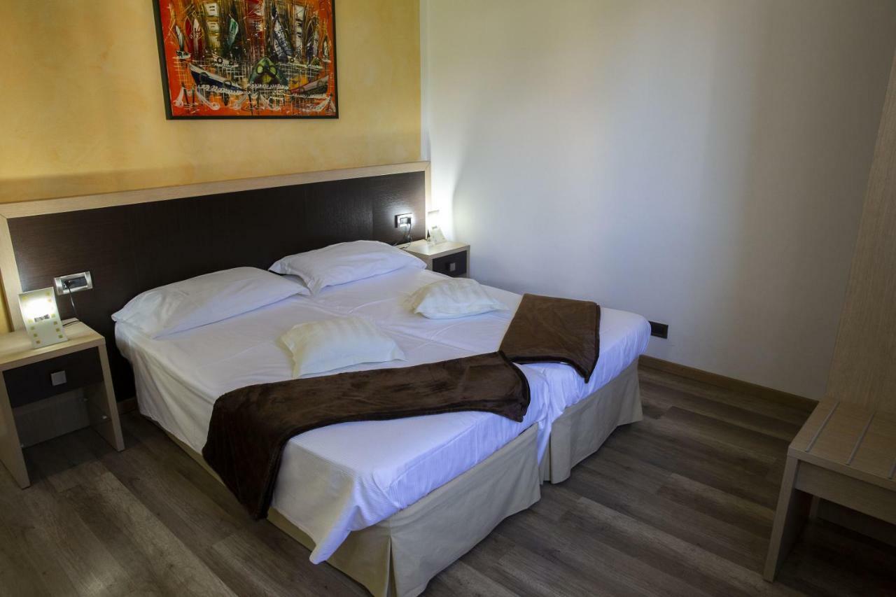 Hotel Lauro غْرافيدونا المظهر الخارجي الصورة